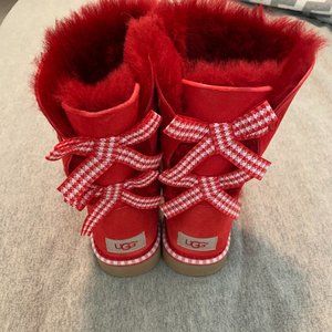 Red UGG w/ Checkertable Bow